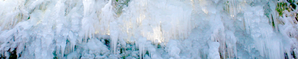 三十槌の氷柱